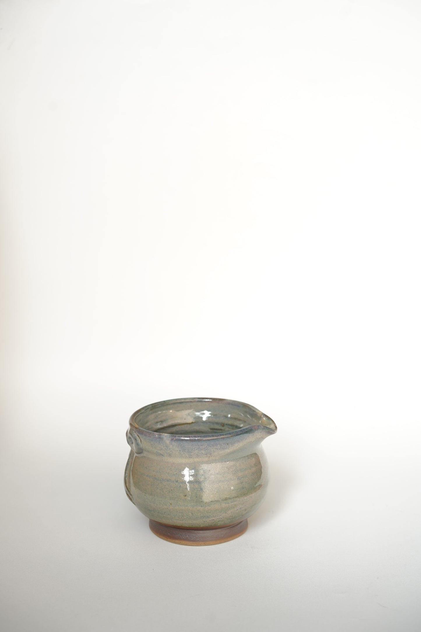 Tall Ribbon Katakuchi Matcha Bowl (SVKB - 001)