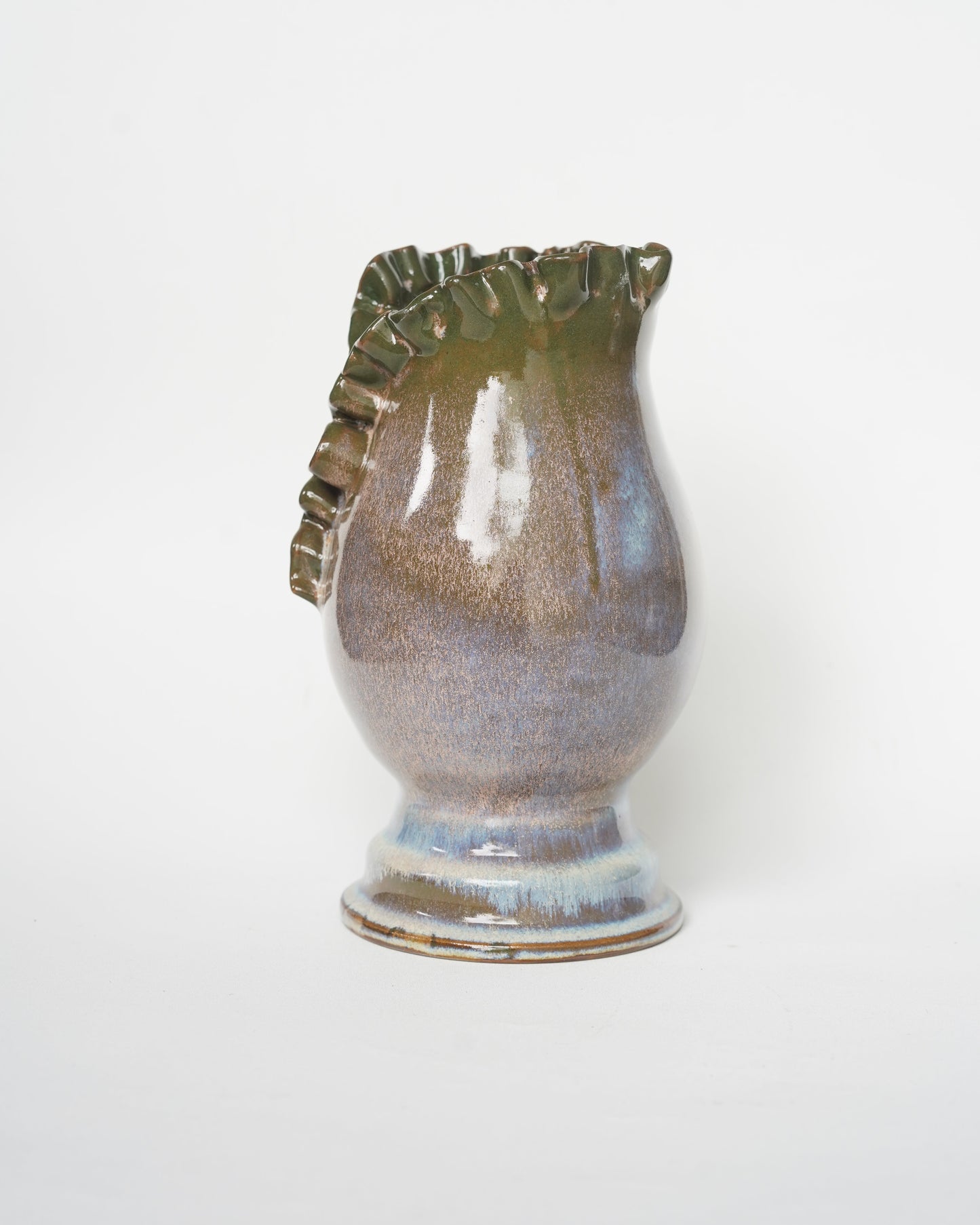 Medium Ribbon Vase _ Purple Titanium