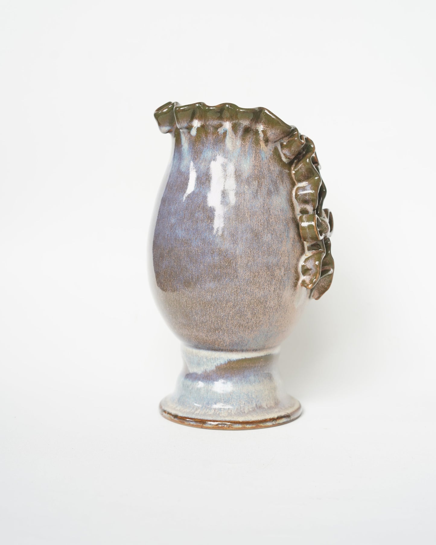 Medium Ribbon Vase _ Purple Titanium_B