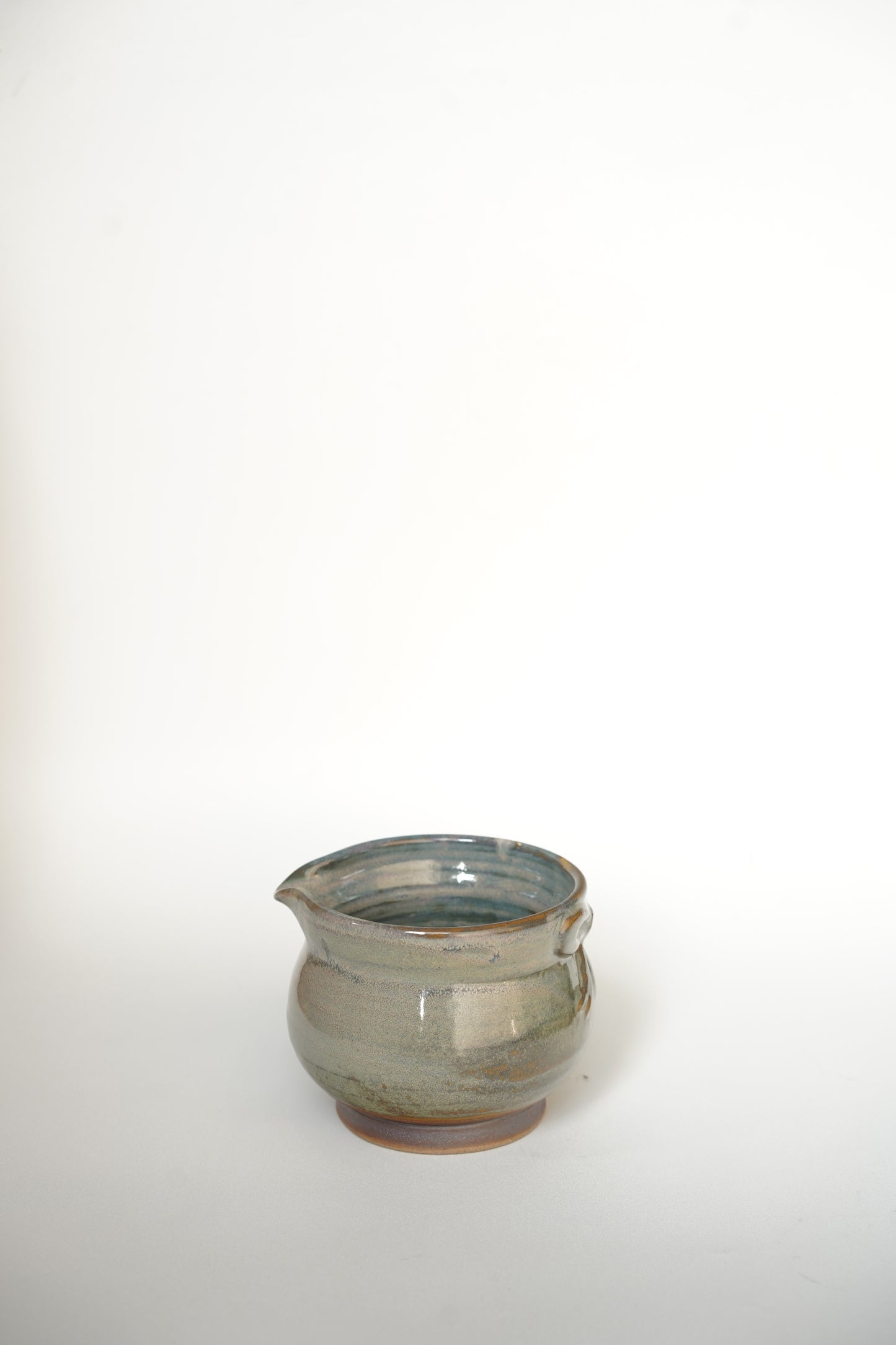 Tall Ribbon Katakuchi Matcha Bowl (SVKB - 001)